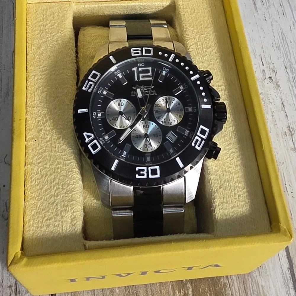 Invicta Pro Diver 17401 Mens Chronograph Black Dial Stainless Steel Watch 48mm